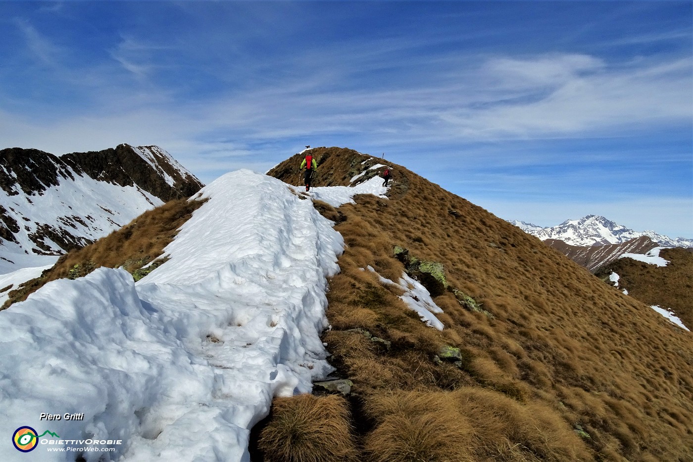 60 Ultimo dosso da salire per Cima di Lemma e...compare a dx il Disgrazia .JPG